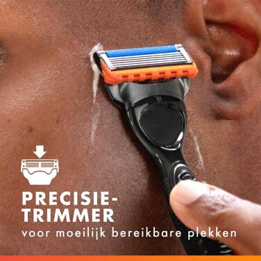 Бритва Gillette Fusion 5 Power для чоловіків, металева, чорна (станок + запасні касети)