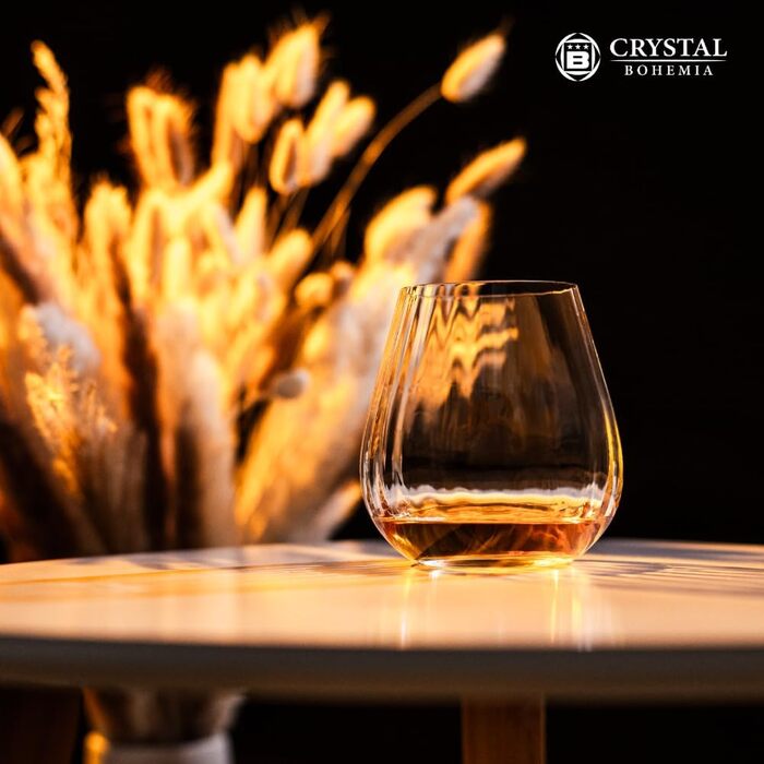 Кришталеві бокали Crystal Bohemia для шампанського - набір 6 шт, об'єм 260 мл, придатні для миття в посудомийній машині, довговічні та стійкі до подряпин. Елегантні склянки з кришталю - ідеальний подарунок для любителів шампанського (Tumbler 380ml)