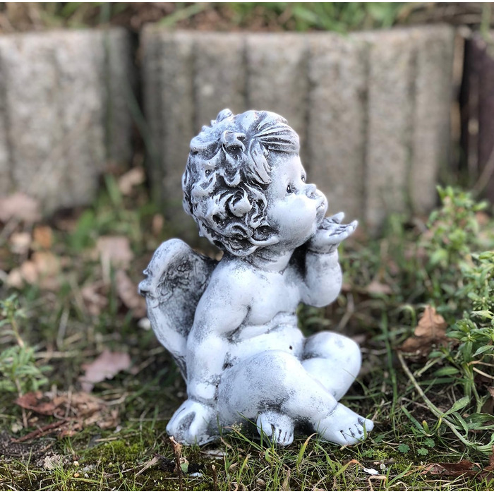 stoneandstyle Steinfigur Angel, little angel figurine, solid stone casting, frost and weather resistant up to -30°C