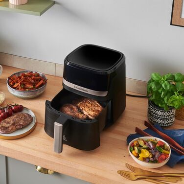 Russell Hobbs Rapid Air Fryer 4.3L - Quiet & Compact Air Fryer with 9 Programs, Touchscreen, Grill, Bake & Fry