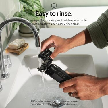 MANSCAPED® The Chairman™ PRO Electric Shaver, Razor with Two Interchangeable SkinSafe® Attachments, Shaver for Men with 4 Shaving Elements and a Stubble Trimmer, Battery-Powered, with Safety Lock