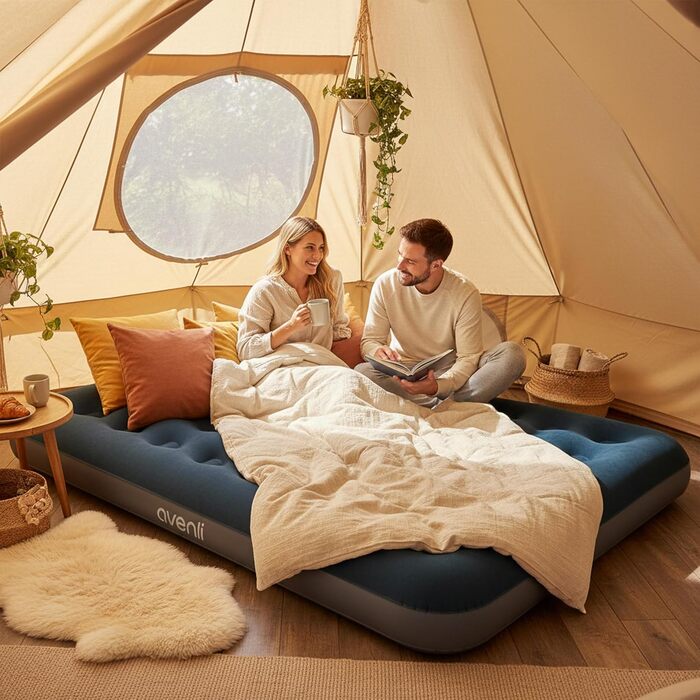 Надувна матрац-ліжко AVENLI для кемпінгу та дому (191x137x22 см) з вбудованим насосом для 1 особи