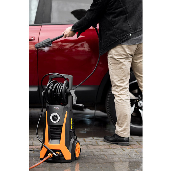 Мийка високого тиску NEO TOOLS 04-631, 2200 Вт, 165 бар + аксесуари
