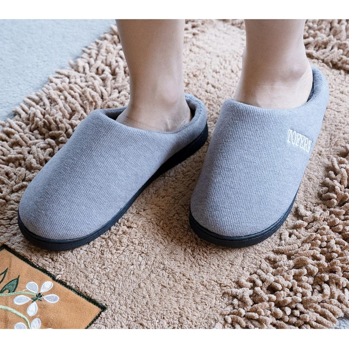 Теплі домашні тапочки Tofern для жінок та чоловіків: зручні, з піною Memory, бавовна, смугасті, антиковзаючі, сірі (38/39 EU)