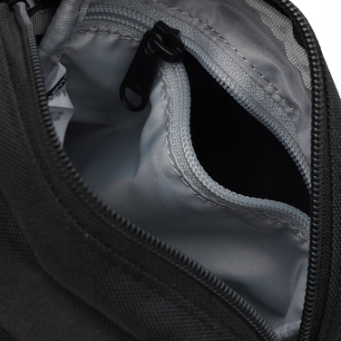 Чоловіча сумка-месенджер Levi's Mini Crossbody Solid Batwing, чорна