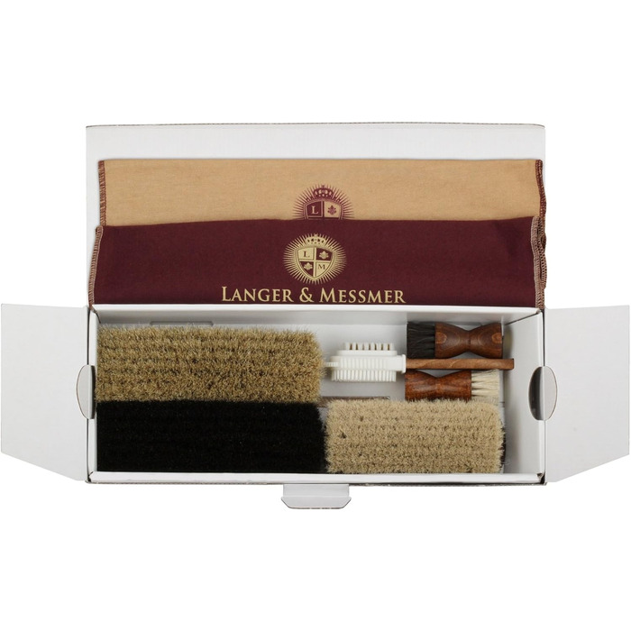 Langer & Messmer Shoe Care Set including high-quality leather care creams and horsehair brushes for effective care of your smooth leather shoes - The shoe care set for professional shoe care.