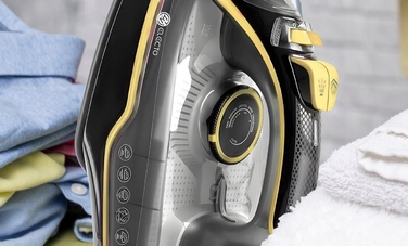 Парова праска Electo з керамічною підошвою, 3000 Вт, 380 мл, бежево-коричнева