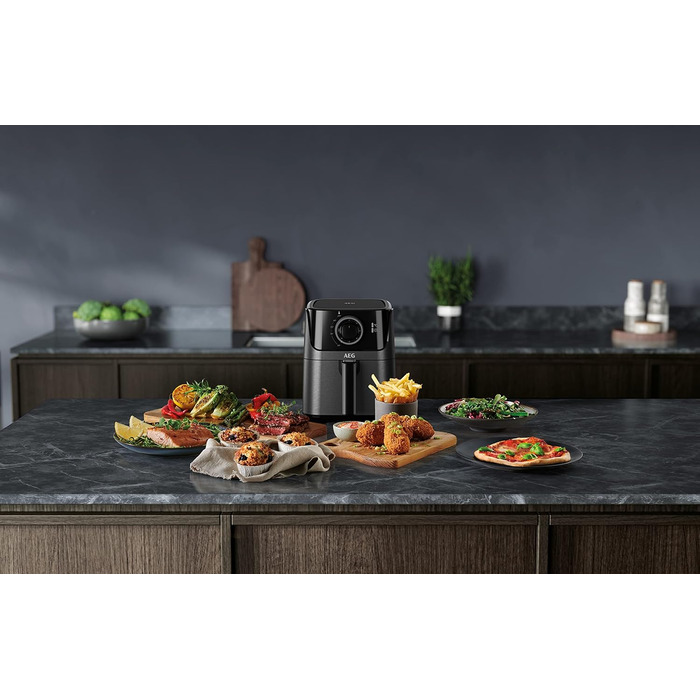 AEG AF5-1-4GB Hot Air Fryer/Frying/Grilling/Roasting/Baking/with little to no oil / 2.5 l capacity/dishwasher-safe / 80-200 °C/programmable/black Black 2.5l capacity Series 6000