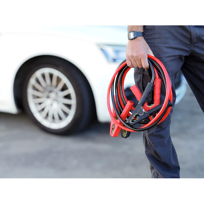 Бустер-стартер MAXTOOLS JS500 2200A 22Ah для авто та мікроавтобусів (12V, дизель/бензин) з LED-ліхтарем, USB та подовженим кабелем 3.5м