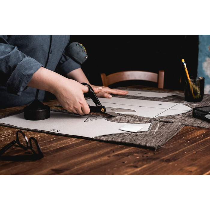 Універсальні ножиці Fiskars Functional Form 21 см, сталь/пластик, чорні