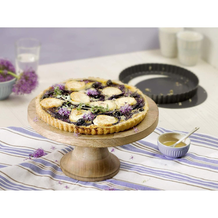 Original Kaiser La Forme Plus Tart Pan with Lifted Bottom 24 cm, Quiche Pan non-stick coated, removable enamel base, cut-resistant, ready-to-serve 24 cm individual tart pans