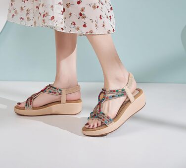 Босоніжки жіночі літні на танкетці Keilsandalen Aprikose 35 EU. Елегантні босоніжки з камінням та перлами для пляжу, висота танкетки 5 см