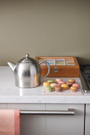 Bredemeijer small, round double-walled stainless steel teapot, 0.5 Liter