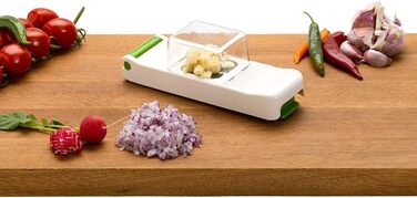 ALLIGATOR 3002 - 3-in-1 Multifunction Cutter - Vegetable, Onion, and French Fry Cutter - 3 Interchangeable Blades - 3x3 mm, 6x6 mm, 12x12 mm - BPA-free - White and Green