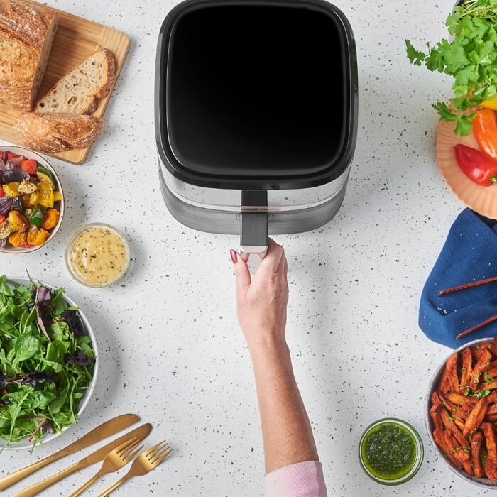 Russell Hobbs Rapid Air Fryer 4.3L - Quiet & Compact Air Fryer with 9 Programs, Touchscreen, Grill, Bake & Fry