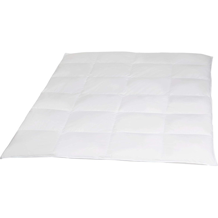 Böhmerwald Comfort Down Comforter, suitable for allergy sufferers, 90% down / 10% feathers, fill weight: 4 X 6 boxes and 4cm inner stitching; 900 gr., warmth class: warm, white, OEKO-TEX STANDARD 100, size: 135 x 200 cm Warmth class warm 135 x 200 cm