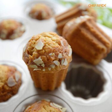 Форма для випікання канеле CHEFMADE, 12 отворів, антипригарна, для мафінів та кексів, шампань золото, для духовки