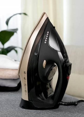 Парова праска Mozano Perfect Smooth, 3200 Вт, керамічна підошва, 350 мл