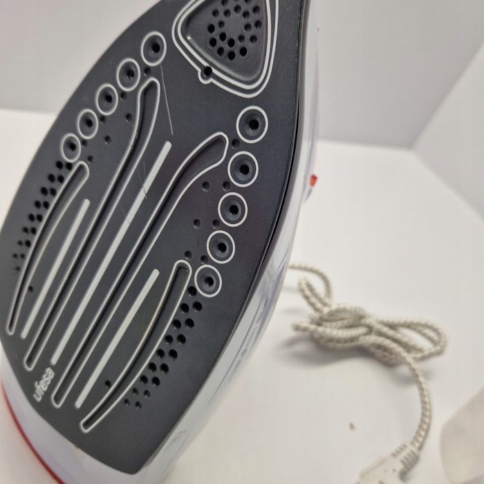 Парова праска Ufesa Steam Tech 2800, 2800 Вт