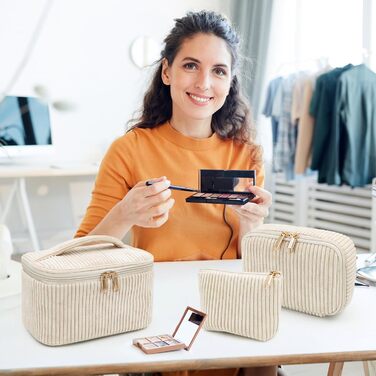 Набір косметичок для жінок: 3 шт. - для макіяжу, подорожей, повсякденного використання. Колір: бежевий