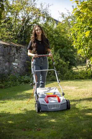 IKRA Elektro Scarifier Lawn Aerator IEVL 1838, 40l Collection Basket, Working Width 38cm, Adjustable Working Depth