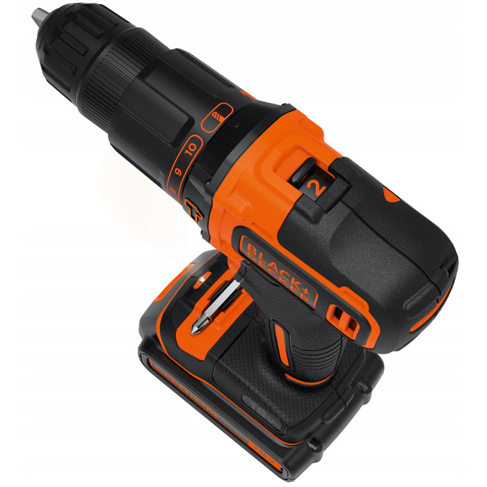 Ударний шурупокрут Black & Decker з 2 акумуляторами по 1,5 Аг 18В
