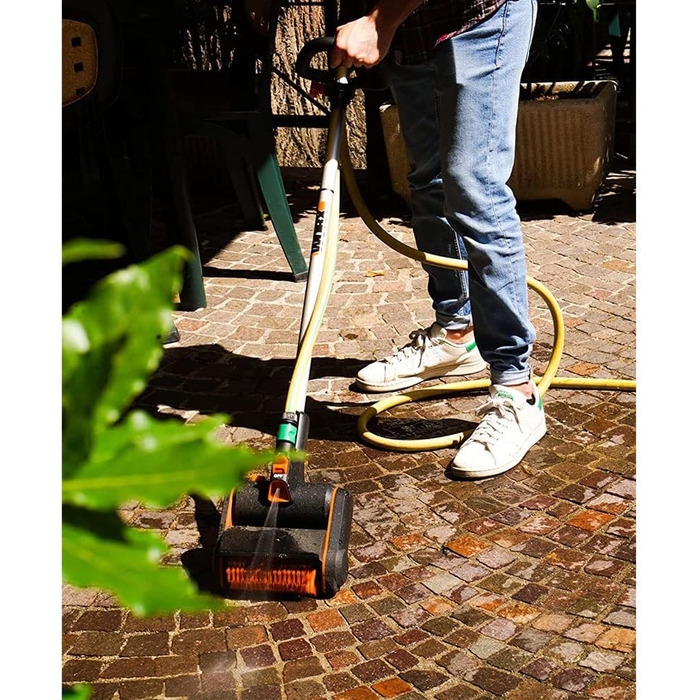 WORX WG441E.9 20V Cordless Multi-Brush - multifunctional surface brush for cleaning stone & wood surfaces & weed removal - integrated water connection - PowerShare compatible - without battery & charger (stiff brush for stone/concrete surfaces)
