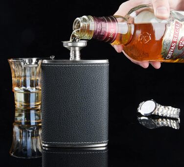 Фляга з нержавіючої сталі 8oz (240 мл) з подарунковим набором: два стакани та воронка. Чорна шкіряна фляга з малюнком лічі. Підходить для алкоголю