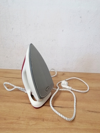 Праска Tefal FS4030 суха, 1200 Вт, керамічна підошва, кабель 1,8 м