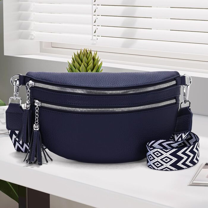 Сумка поясна жіноча бежева через плече кросбоді середнього розміру з відділенням для карток та 2 ремінцями, жіноча сумка (Темно-синя)