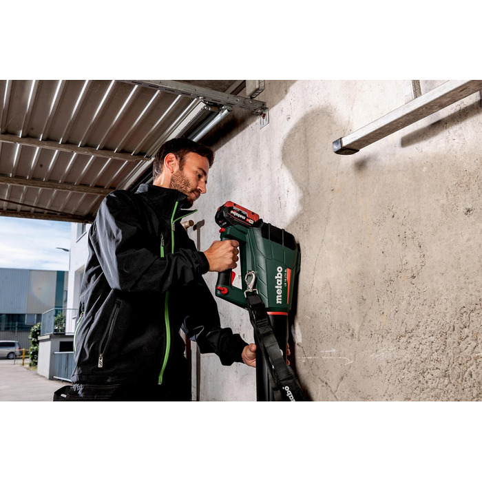 metabo Battery-Powered Leaf Blower LB 18 LTX BL – 601607850 – 18 V – Quiet battery-powered leaf blower with a powerful motor and constant blowing force – Without battery and charger