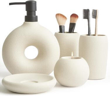 Набір аксесуарів для ванної кімнати з кераміки, 5 предметів: дозатор для мила, стаканчик для зубних щіток, тримач для зубних щіток, мильниця та свічник, Бежевий, матова глазур, естетичний дизайн