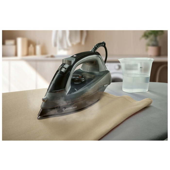 Парова праска Silvercrest SDBG 2200 A1, чорна, 2180 Вт, резервуар 300 мл