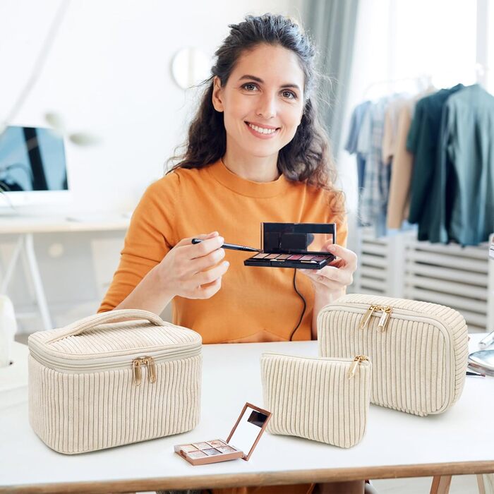 Набір косметичок для жінок: 3 шт. - для макіяжу, подорожей, повсякденного використання. Колір: бежевий