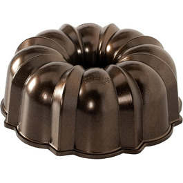 Форма для випічки Nordic Ware Pro Cast Original Bundt Pan, бронзова, 12 чашок