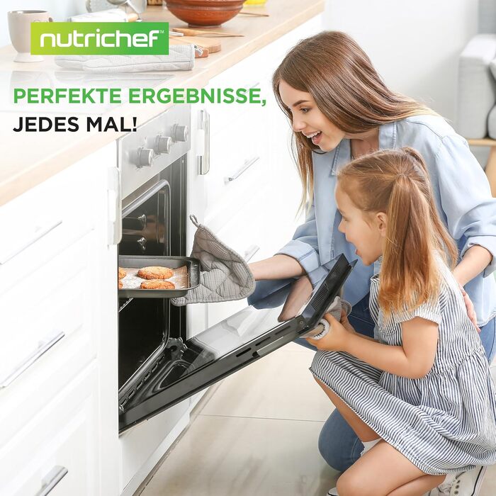 Набір для випічки Nutrichef 10 предметів з антипригарним покриттям. Включає: форма для кексів, форма для тортів, дека для піци, форми для мафінів, хліба та інше. Можна мити в посудомийній машині, складається. Чорний колір.