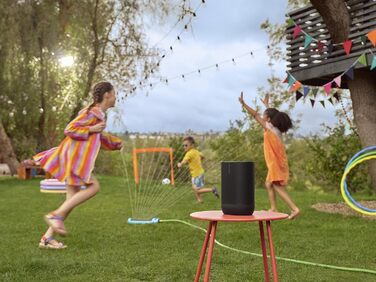 Sonos Move 2: Портативна бездротова колонка Wi-Fi/Bluetooth, чорна. До 24 год роботи, зарядка без дротів, сумісність з Alexa
