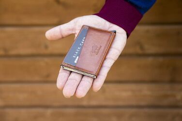 Картхолдер Solo Pelle з RFID захистом для 11 карт, гаманець для повсякденного використання, шкіра коньячного кольору Burned