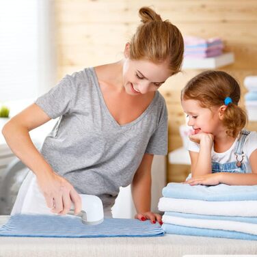 TOUCHBeauty Фільтр для ворсу, видалення клубочків, тканинний бритва - видаляє ворс, клубки та ворсинки, працює від батарейки, сірий