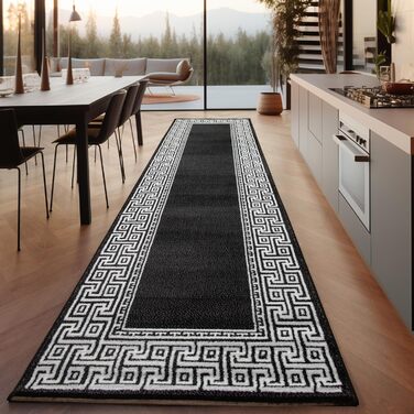 Килим для вітальні, спальні, їдальні, коридору, кухні. Сучасний килим з малюнком у клітинку, м'який, з коротким ворсом, легкий у догляді. Чорний, 140 x 200 см