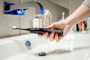 Електрична сонічна зубна щітка: 5 режимів роботи, таймер, акумуляторна