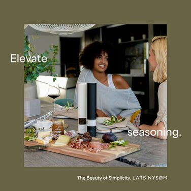 Мельниця для перцю LARS NYSØM ручна велика (28,8 см) з регульованим керамічним млинком | Мельниця для солі та перцю | 1 шт. (Carbon Black) XL | Окрема мельниця