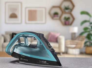 Парова праска Tefal Ultragliss Plus FV6832 2800 Вт, система крапельного захисту