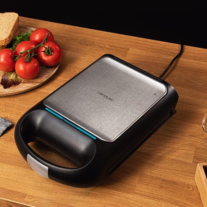 Sandwichmaker Cecotec Rock'nToast Family: 1500W, 4 вафлі, антипригарне покриття, сталевий корпус