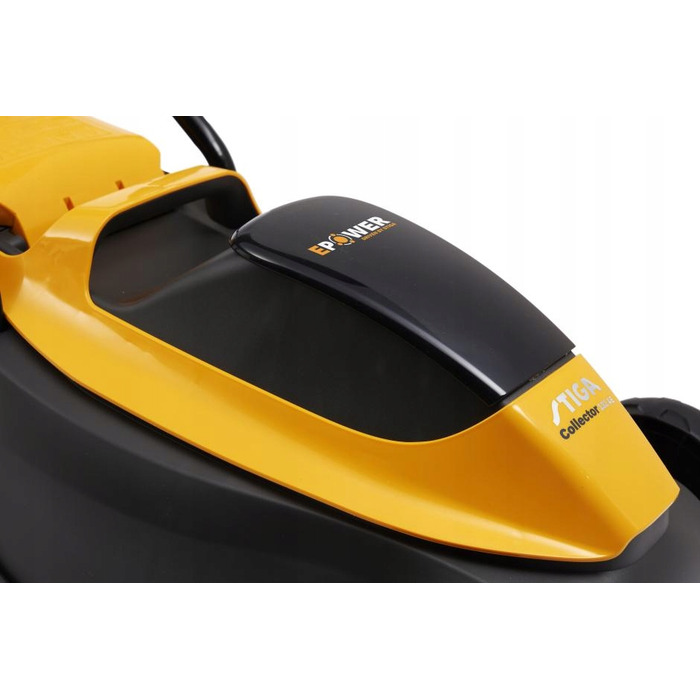 Акумуляторна газонокосарка STIGA Collector 132e (в комплекті з акумулятором та зарядним пристроєм)
