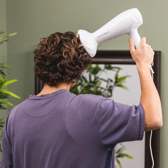 Фен Remington D3198: Іонний, з насадкою-дифузором та насадкою для укладки, 2200W, чорний (EU)