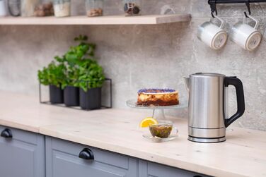 Електричний чайник MPM MCZ-85/G1, 1.7 л, без BPA, бездротовий, 360° поворотна база, антинакипний фільтр, автовимкнення, чорний, 2200W (сталь)