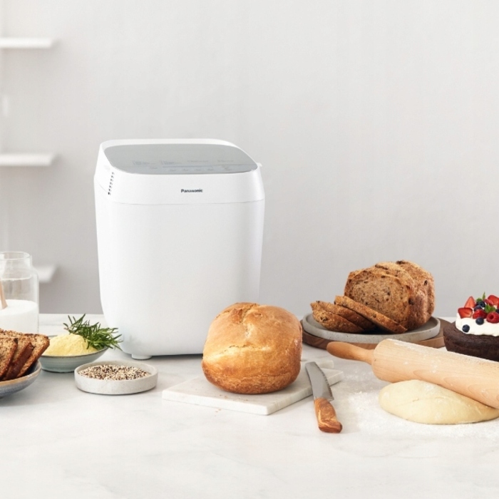 Хлібопічка Panasonic Croustina, біла, 700 Вт