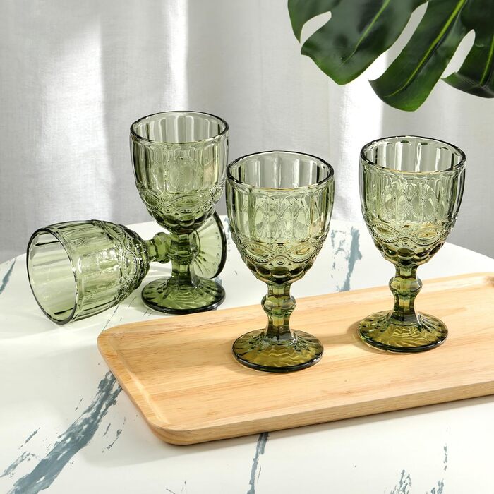 Joeyan 300ml Green Wine Glasses, Set of 4 Vintage Goblets with Cut Glass, Colored Wine Glass for Wine Juice Drinks, Red Wine Glasses White Wine Glasses Drinking Glasses with Stem, Dishwasher Safe