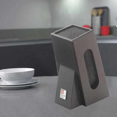 Richardson Sheffield Universal Knife Block without Knives Black | Removable Brush Insert | Flexible Spaghetti Bristles for Easy Placement | Knife Block Black Blade-Friendly Holds 5-6 Knives